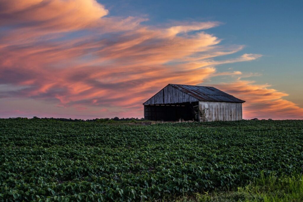 indiana-sunset-barn-field